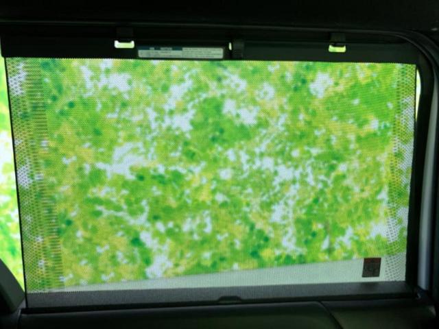 ヴォクシー ハイブリッドＳ－Ｚ　新品タイヤ／保証書／ディスプレイオーディオ＋ナビ１０インチ／トヨタセーフティセンス／両側電動スライドドア／シートヒーター／車線逸脱防止支援システム／シート　ハーフレザー　衝突被害軽減システム　ドラレコ（16枚目）