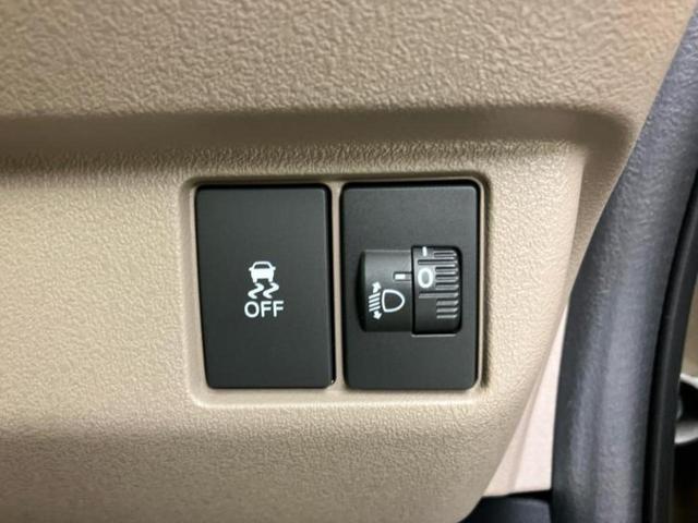 Ｎ－ＢＯＸジョイ ターボ２トーン　保証書／純正　８インチ　ナビ／ホンダセンシング／両側電動スライドドア／シートヒーター　前席／車線逸脱防止支援システム／登録済未使用車／ヘッドランプ　ＬＥＤ／ＵＳＢジャック／Ｂｌｕｅｔｏｏｔｈ接続（28枚目）