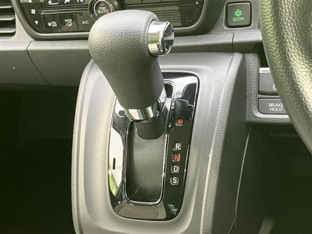 Ｎ－ＯＮＥ オリジナル　新品タイヤ／保証書／衝突安全装置／ヘッドランプ　ＬＥＤ／ＵＳＢジャック／横滑り防止装置／アイドリングストップ／ホンダセンシング／エアバッグ　運転席／エアバッグ　助手席／衝突安全ボディ　オートライト（13枚目）