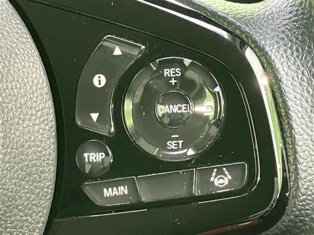 Ｎ－ＯＮＥ オリジナル　新品タイヤ／保証書／衝突安全装置／ヘッドランプ　ＬＥＤ／ＵＳＢジャック／横滑り防止装置／アイドリングストップ／ホンダセンシング／エアバッグ　運転席／エアバッグ　助手席／衝突安全ボディ　オートライト（17枚目）