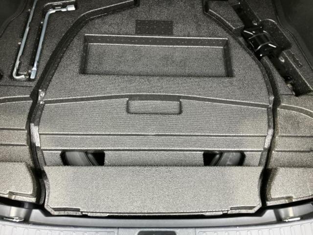 プリウス Ｓ　保証書／純正　ＳＤナビ／トヨタセーフティセンス／ドライブレコーダー　社外／ヘッドランプ　ＬＥＤ／ＥＴＣ／ＥＢＤ付ＡＢＳ／横滑り防止装置／アイドリングストップ／クルーズコントロール／ワンセグＴＶ（24枚目）