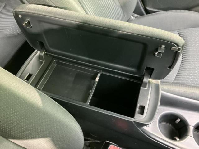 プリウス Ｓ　保証書／純正　ＳＤナビ／トヨタセーフティセンス／ドライブレコーダー　社外／ヘッドランプ　ＬＥＤ／ＥＴＣ／ＥＢＤ付ＡＢＳ／横滑り防止装置／アイドリングストップ／クルーズコントロール／ワンセグＴＶ（34枚目）