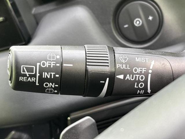 ヴェゼル ｅＨＥＶ　Ｚ　新品タイヤ／無限エアロ／保証書／ディスプレイオーディオ＋ナビ／ホンダセンシング／シートヒーター　前席／マルチビューカメラシステム／車線逸脱防止支援システム／シート　ハーフレザー／電動バックドア（18枚目）