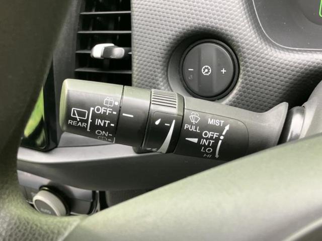 フィット ｅＨＥＶベーシック　新品タイヤ／保証書／社外　メモリーナビ／ホンダセンシング／車線逸脱防止支援システム／ヘッドランプ　ＬＥＤ／ＵＳＢジャック／Ｂｌｕｅｔｏｏｔｈ接続／ＥＴＣ／ＥＢＤ付ＡＢＳ／横滑り防止装置　バックカメラ（18枚目）