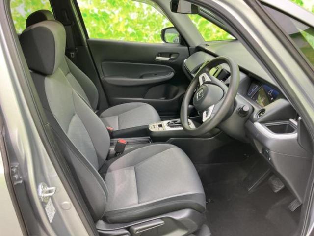 フィット ｅＨＥＶベーシック　新品タイヤ／保証書／社外　メモリーナビ／ホンダセンシング／車線逸脱防止支援システム／ヘッドランプ　ＬＥＤ／ＵＳＢジャック／Ｂｌｕｅｔｏｏｔｈ接続／ＥＴＣ／ＥＢＤ付ＡＢＳ／横滑り防止装置　バックカメラ（23枚目）