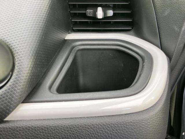 フィット ｅＨＥＶベーシック　新品タイヤ／保証書／社外　メモリーナビ／ホンダセンシング／車線逸脱防止支援システム／ヘッドランプ　ＬＥＤ／ＵＳＢジャック／Ｂｌｕｅｔｏｏｔｈ接続／ＥＴＣ／ＥＢＤ付ＡＢＳ／横滑り防止装置　バックカメラ（42枚目）