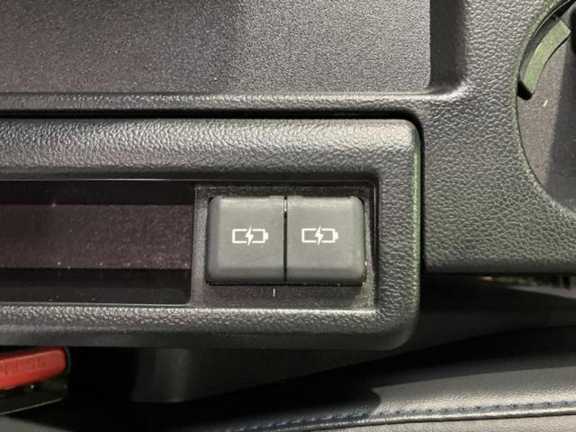 ヴォクシー Ｓ－Ｚ　ディスプレイオーディオ＋ナビ１０インチ／フリップダウンモニター　純正　１２．８インチ／デジタルインナーミラー／衝突安全装置／両側電動スライドドア／シートヒーター／パノラミックビューモニター　ＤＶＤ再生（36枚目）