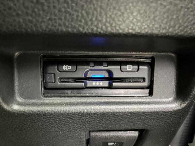 スペーシアカスタム ハイブリッドＸＳ　新品タイヤ／保証書／純正　９インチ　メモリーナビ／セーフティサポート（スズキ）／両側電動スライドドア／シートヒーター　運転席／全方位モニター／車線逸脱防止支援システム／ドライブレコーダー　前後　ＥＴＣ（25枚目）