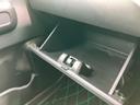 FX 保証書/セーフティサポート(スズキ)/シートヒーター 運転席/車線逸脱防止支援システム/EBD付ABS/横滑り防止装置/エアバッグ 運転席/エアバッグ 助手席/パワーウインドウ/エンジンスタートボタン(31枚目)