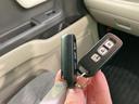 G・Lホンダセンシング 保証書/純正 SDナビ/電動スライドドア/ヘッドランプ LED/USBジャック/Bluetooth接続/ETC/EBD付ABS/横滑り防止装置/アイドリングストップ/バックモニター/フルセグTV(34枚目)