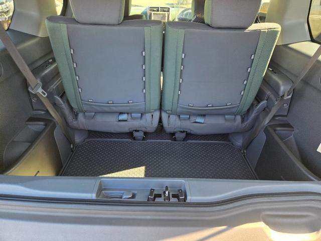 エレメント 　ベースグレード　４ＷＤ　ナビ　ＥＴＣ　ＨＩＤヘッドライト　観音開き　純正アルミホイール　キーレス　スペアキー　エンジンスターター　ドラレコ　取扱説明書　記録簿付（14枚目）