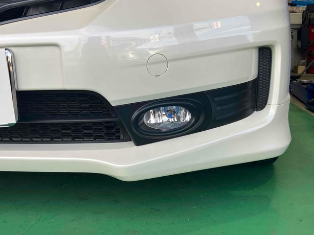 フィット ＲＳ　６速ＭＴ　ＥＴＣ　ナビ　アルミホイール　ＨＩＤ　電動格納ミラー　盗難防止システム　衝突安全ボディ　ＡＢＳ　ＣＤ　ＤＶＤ再生　Ｂｌｕｅｔｏｏｔｈ　エアコン　パワーステアリング　パワーウィンドウ（21枚目）