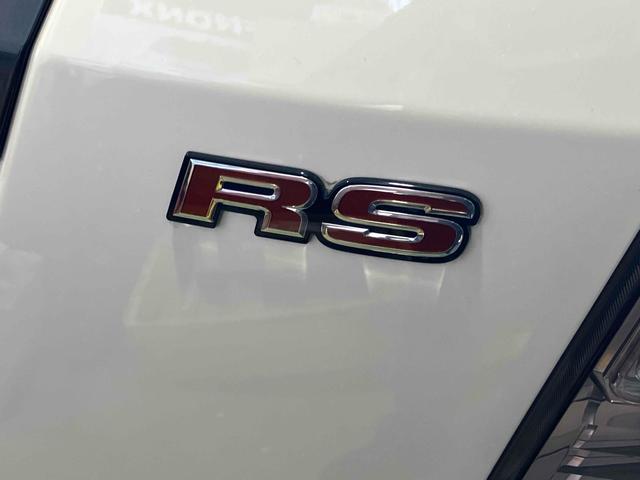 フィット ＲＳ　６速ＭＴ　ＥＴＣ　ナビ　アルミホイール　ＨＩＤ　電動格納ミラー　盗難防止システム　衝突安全ボディ　ＡＢＳ　ＣＤ　ＤＶＤ再生　Ｂｌｕｅｔｏｏｔｈ　エアコン　パワーステアリング　パワーウィンドウ（32枚目）