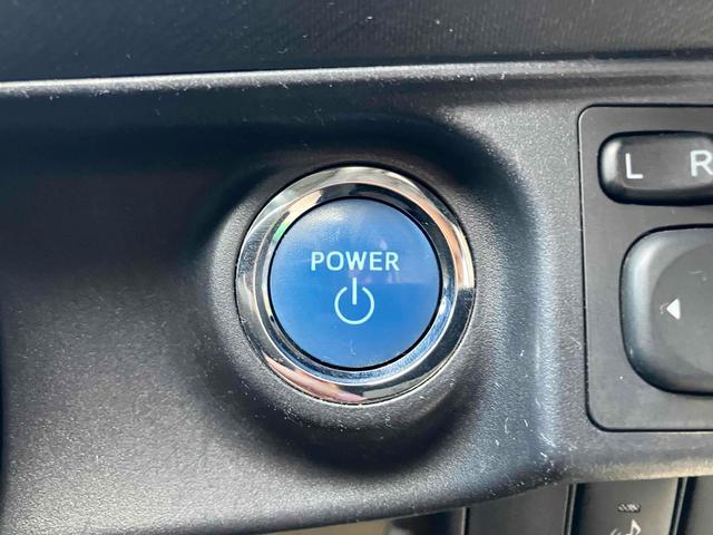 アクア X-アーバン バックカメラ ナビ TV アルミホイール オートライト スマートキー 電動格納ミラー シートヒーター CVT 衝突安全ボディ ABS ESC CD USB ミュージックプレイヤー接続可(7枚目)