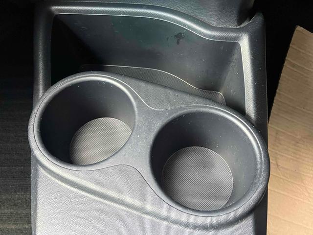 アクア X-アーバン バックカメラ ナビ TV アルミホイール オートライト スマートキー 電動格納ミラー シートヒーター CVT 衝突安全ボディ ABS ESC CD USB ミュージックプレイヤー接続可(38枚目)