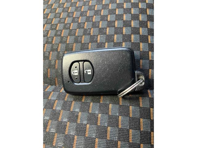 アクア X-アーバン バックカメラ ナビ TV アルミホイール オートライト スマートキー 電動格納ミラー シートヒーター CVT 衝突安全ボディ ABS ESC CD USB ミュージックプレイヤー接続可(51枚目)