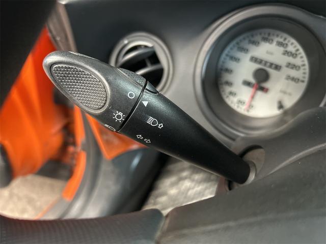 バルケッタ .グー鑑定証付き 新車保証書 点検整備記録簿 スペアキー 5速MT ビルシュタインショック アルミホイール(9枚目)