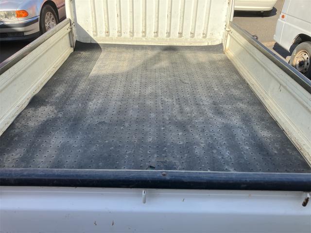 ご覧いただきありがとうございます♪気になったお車がありましたらお気軽にお電話をください♪