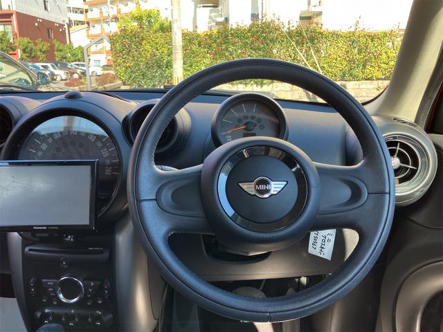 MINI クーパーD クロスオーバー ワンオーナー HIDヘッドライト クリアランスソナーナビ バックカメラ スペアキー(3枚目)