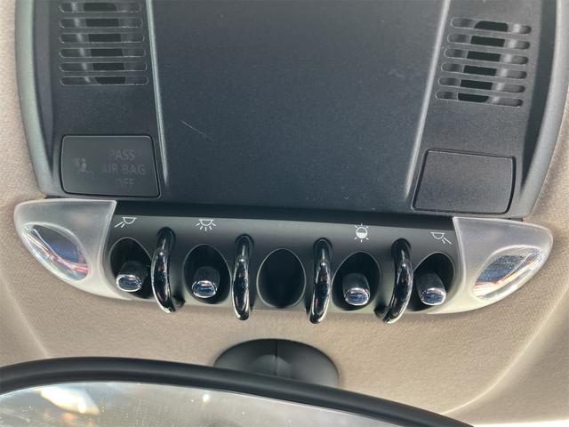 MINI クーパーD クロスオーバー ワンオーナー HIDヘッドライト クリアランスソナーナビ バックカメラ スペアキー(51枚目)