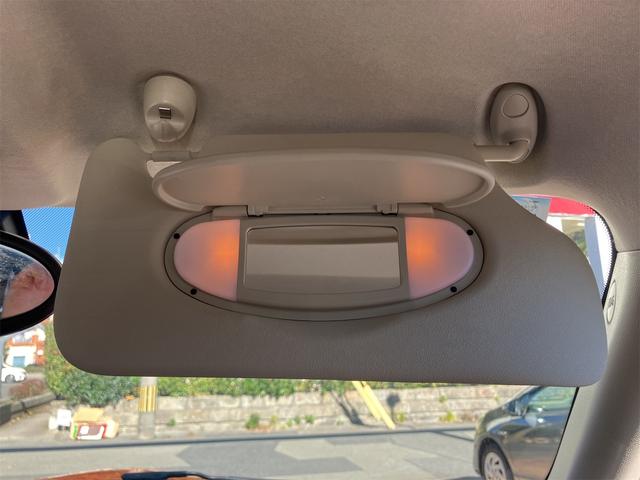 MINI クーパーD クロスオーバー ワンオーナー HIDヘッドライト クリアランスソナーナビ バックカメラ スペアキー(52枚目)