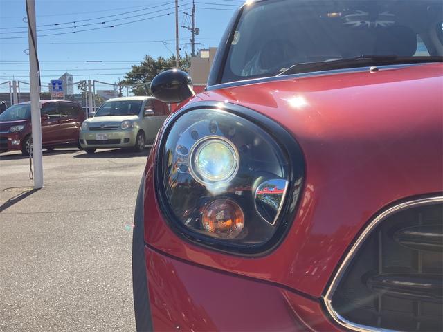 MINI クーパーD クロスオーバー ワンオーナー HIDヘッドライト クリアランスソナーナビ バックカメラ スペアキー(53枚目)