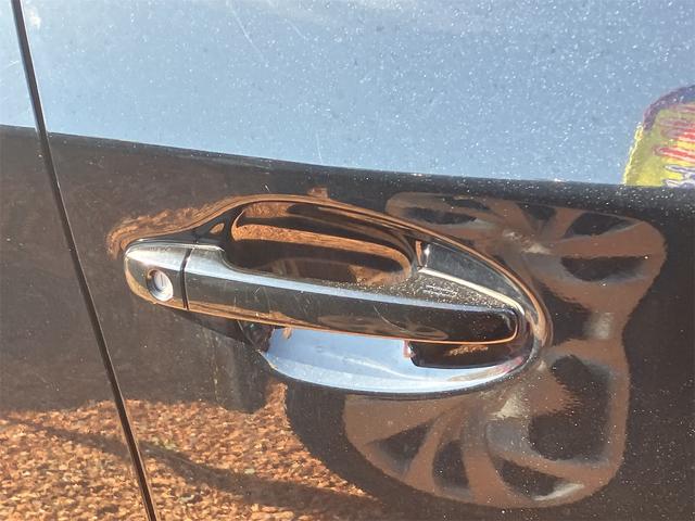 プリウス S ETC バックカメラ ナビ TV アルミホイール オートライト CVT スマートキー 電動格納ミラー 盗難防止システム Bluetooth 衝突安全ボディ ABS ESC エアコン パワーステアリング(17枚目)