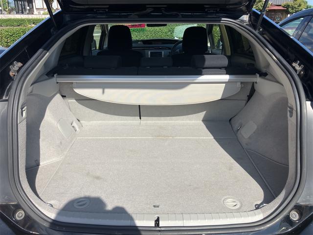 プリウス S ETC バックカメラ ナビ TV アルミホイール オートライト CVT スマートキー 電動格納ミラー 盗難防止システム Bluetooth 衝突安全ボディ ABS ESC エアコン パワーステアリング(19枚目)