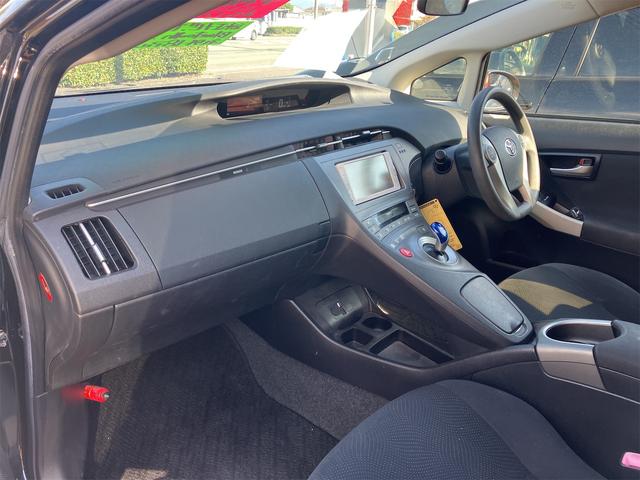 プリウス S ETC バックカメラ ナビ TV アルミホイール オートライト CVT スマートキー 電動格納ミラー 盗難防止システム Bluetooth 衝突安全ボディ ABS ESC エアコン パワーステアリング(35枚目)