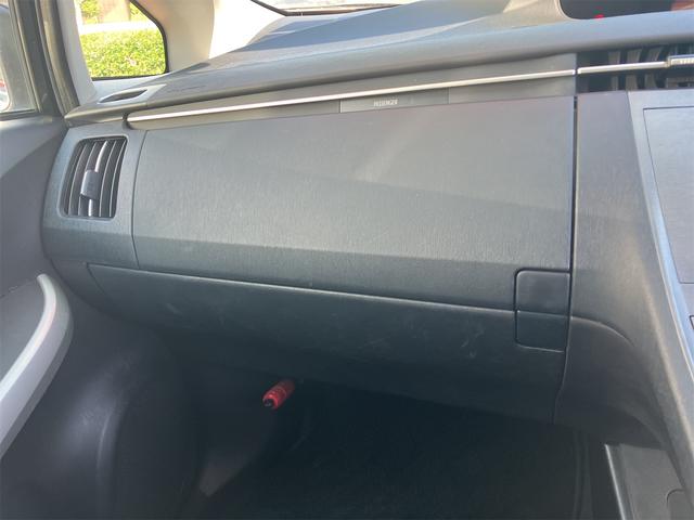 プリウス S ETC バックカメラ ナビ TV アルミホイール オートライト CVT スマートキー 電動格納ミラー 盗難防止システム Bluetooth 衝突安全ボディ ABS ESC エアコン パワーステアリング(39枚目)