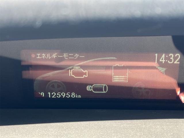 プリウス S ETC バックカメラ ナビ TV アルミホイール オートライト CVT スマートキー 電動格納ミラー 盗難防止システム Bluetooth 衝突安全ボディ ABS ESC エアコン パワーステアリング(41枚目)