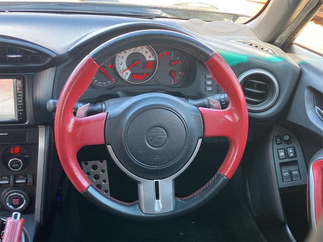 86 GT バックカメラ ナビ TV AT オートライト HID LEDヘッドランプ スマートキー 電動格納ミラー アルミホイール 盗難防止システム 衝突安全ボディ ABS ESC CD(3枚目)