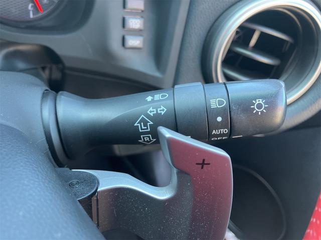 86 GT バックカメラ ナビ TV AT オートライト HID LEDヘッドランプ スマートキー 電動格納ミラー アルミホイール 盗難防止システム 衝突安全ボディ ABS ESC CD(11枚目)