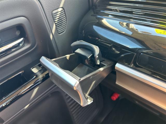 ご覧いただきありがとうございます♪気になったお車がありましたらお気軽にお電話をください♪