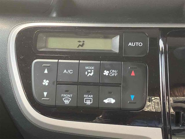 N-BOXカスタム G・Lパッケージ 両側スライド・片側電動 オートライト HID スマートキー アイドリングストップ 電動格納ミラー ベンチシート CVT 盗難防止システム ABS ESC CD ミュージックプレイヤー接続可(41枚目)