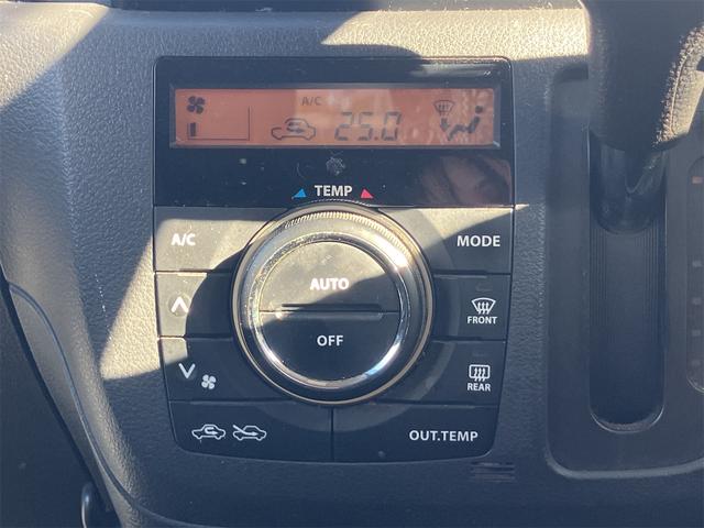 スペーシアカスタム 　両側スライド・片側電動　ナビ　ＴＶ　オートライト　ＨＩＤ　スマートキー　アイドリングストップ　電動格納ミラー　ベンチシート　ＣＶＴ　盗難防止システム　ＡＢＳ　ＣＤ　ＤＶＤ再生　ＵＳＢ（7枚目）