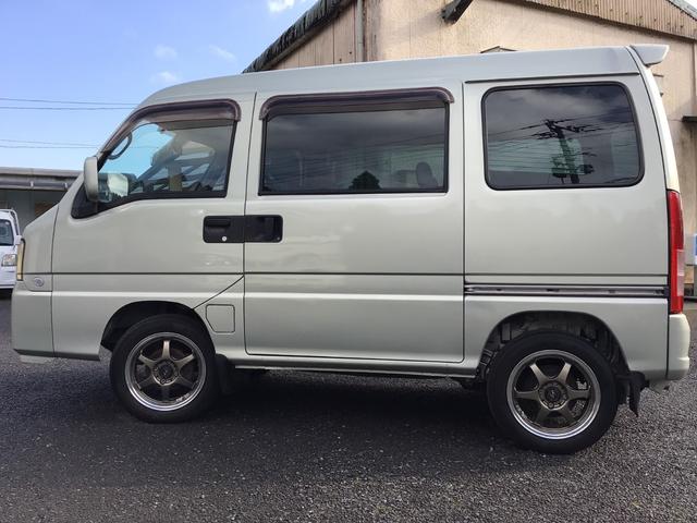 サンバーバン ディアスＳＣ５ＭＴ　４ＷＤ　サンバーディアススーパーチャージャー　５ＭＴ　切替式４ＷＤ　ＴＶ　ＥＴＣ　ＬＥＤヘッドライト　フォグ付き　リアスポ付き　社外ホイール（10枚目）