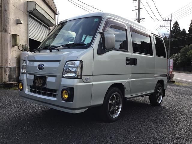 サンバーバン ディアスＳＣ５ＭＴ　４ＷＤ　サンバーディアススーパーチャージャー　５ＭＴ　切替式４ＷＤ　ＴＶ　ＥＴＣ　ＬＥＤヘッドライト　フォグ付き　リアスポ付き　社外ホイール（12枚目）