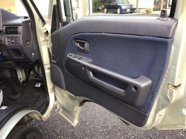 サンバーバン ディアスＳＣ５ＭＴ　４ＷＤ　サンバーディアススーパーチャージャー　５ＭＴ　切替式４ＷＤ　ＴＶ　ＥＴＣ　ＬＥＤヘッドライト　フォグ付き　リアスポ付き　社外ホイール（16枚目）