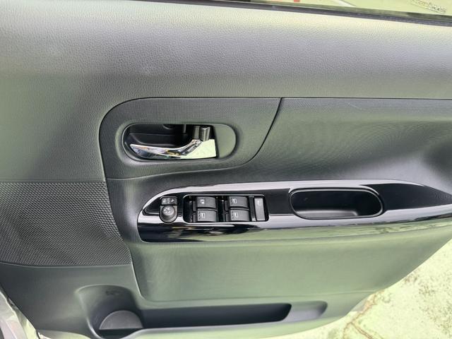 ムーヴキャンバス Ｘリミテッドメイクアップ　ＳＡＩＩ　社外ナビ　フルセグ　バックカメラ　両側パワスラ　ＬＥＤヘッドライト　フォグランプ　シートカバー　社外１４インチアルミ　革巻きステアリング　ステアリングスイッチ　キーフリー　エコアイドル　ＥＴＣ（54枚目）