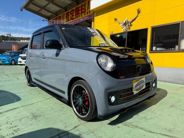 Ｎ－ＯＮＥ プレミアム　グレー黒２トン　ＴＥＩＮ車高調　社外１６インチアルミ　社外エアロ　ＨＩＤヘッドライト　ＬＥＤフォグ　アンドロイドオート　Ｂｌｕｅｔｏｏｔｈ　シートカバー　ドラレコ前後　スマートキー　プッシュスタート（8枚目）