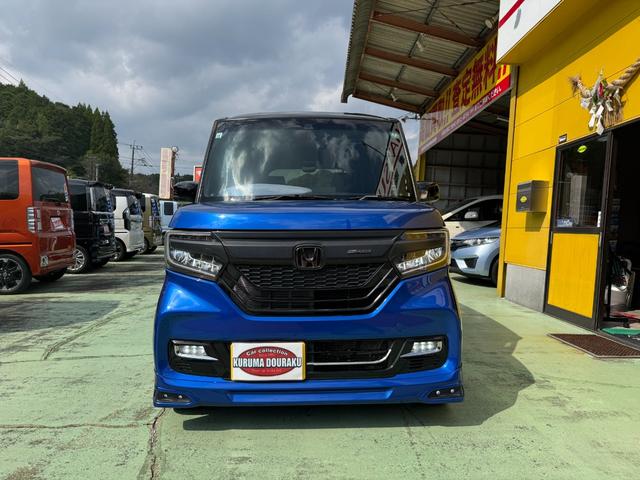 N-BOXカスタム G・EXターボホンダセンシング 無限フルエアロ マフラー バイザー 純正8インチナビ バックカメラ 純正15インチアルミ 両側パワスラ シートカバー ステアリングスイッチ クルコン LEDヘッドライト フォグランプ スマートキー(6枚目)