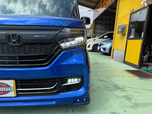 N-BOXカスタム G・EXターボホンダセンシング 無限フルエアロ マフラー バイザー 純正8インチナビ バックカメラ 純正15インチアルミ 両側パワスラ シートカバー ステアリングスイッチ クルコン LEDヘッドライト フォグランプ スマートキー(22枚目)