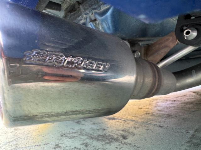 N-BOXカスタム G・EXターボホンダセンシング 無限フルエアロ マフラー バイザー 純正8インチナビ バックカメラ 純正15インチアルミ 両側パワスラ シートカバー ステアリングスイッチ クルコン LEDヘッドライト フォグランプ スマートキー(36枚目)