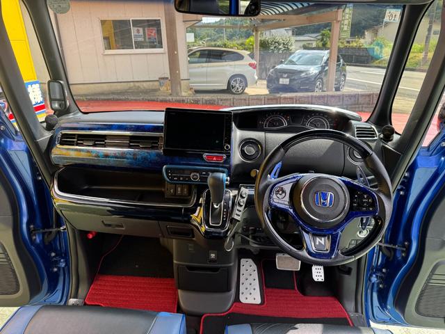 N-BOXカスタム G・EXターボホンダセンシング 無限フルエアロ マフラー バイザー 純正8インチナビ バックカメラ 純正15インチアルミ 両側パワスラ シートカバー ステアリングスイッチ クルコン LEDヘッドライト フォグランプ スマートキー(54枚目)