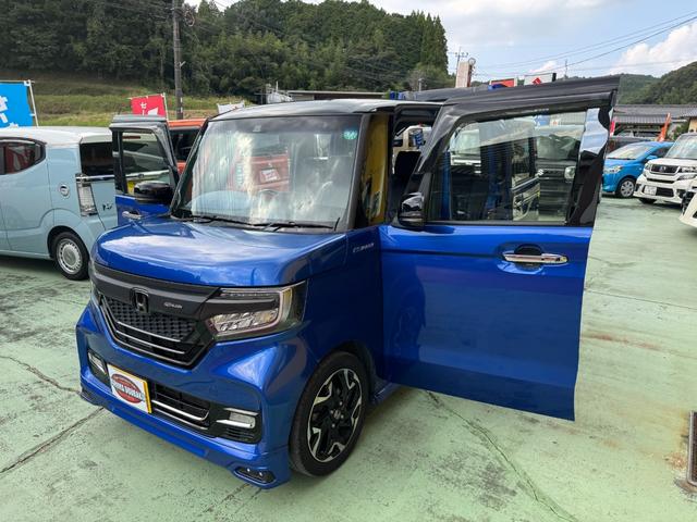 N-BOXカスタム G・EXターボホンダセンシング 無限フルエアロ マフラー バイザー 純正8インチナビ バックカメラ 純正15インチアルミ 両側パワスラ シートカバー ステアリングスイッチ クルコン LEDヘッドライト フォグランプ スマートキー(74枚目)