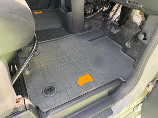 遠方のお客様へは別途費用となりますが、陸送納車承ります。お見積りは無料ですので、ぜひご検討ください。これまでも多くの遠方販売実績がございます。