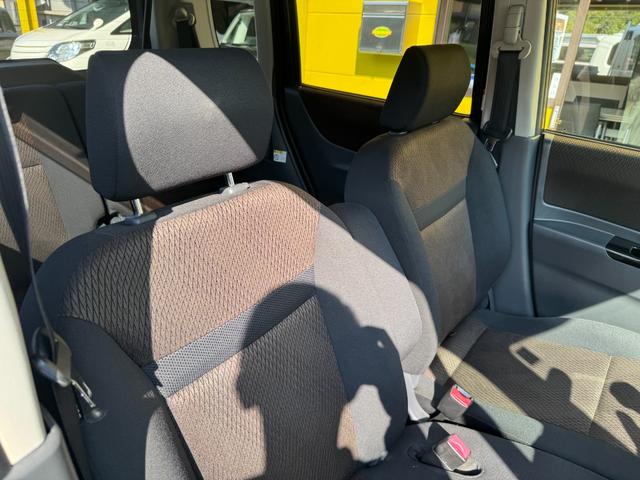 ルークス ハイウェイスター　純正ナビ　ＴＶ　バックカメラ　Ｂｌｕｅｔｏｏｔｈ　ＨＩＤヘッドライト　キーフリー　純正１４インチアルミ　ＥＴＣ　パワースライドドア（32枚目）