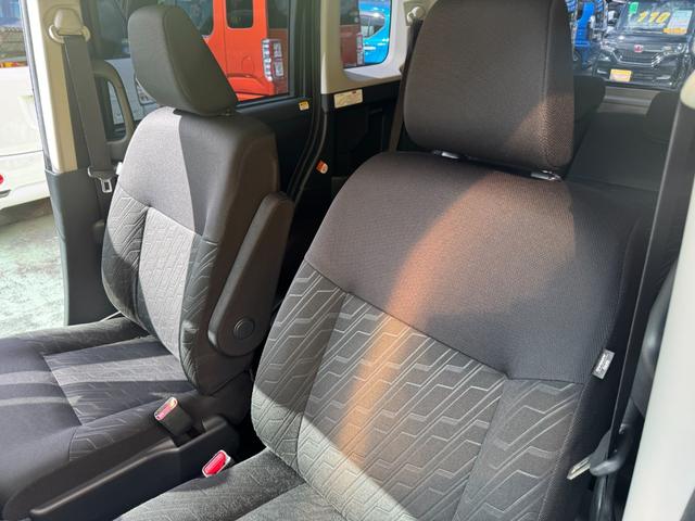 ルーミー カスタムＧ－Ｔ　純正９インチナビ　フルセグ　バックカメラ　両側パワスラ　純正ドラレコ　ＴＲＤフルエアロ　ＬＥＤヘッドライト　フォグランプ　純正１５インチアルミ　ビルトインＥＴＣ　スマートキー　プッシュスタート（40枚目）