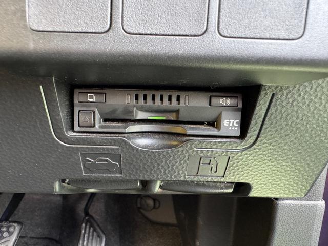 ルーミー カスタムＧ－Ｔ　純正９インチナビ　フルセグ　バックカメラ　両側パワスラ　純正ドラレコ　ＴＲＤフルエアロ　ＬＥＤヘッドライト　フォグランプ　純正１５インチアルミ　ビルトインＥＴＣ　スマートキー　プッシュスタート（68枚目）